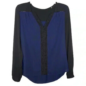 Boutique Color-block Embroidered V-Neck Popover Blouse